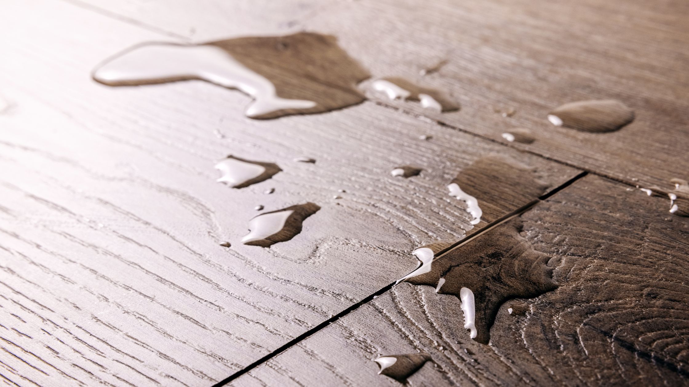 The Benefits of Buying Waterproof Laminate For Your Home